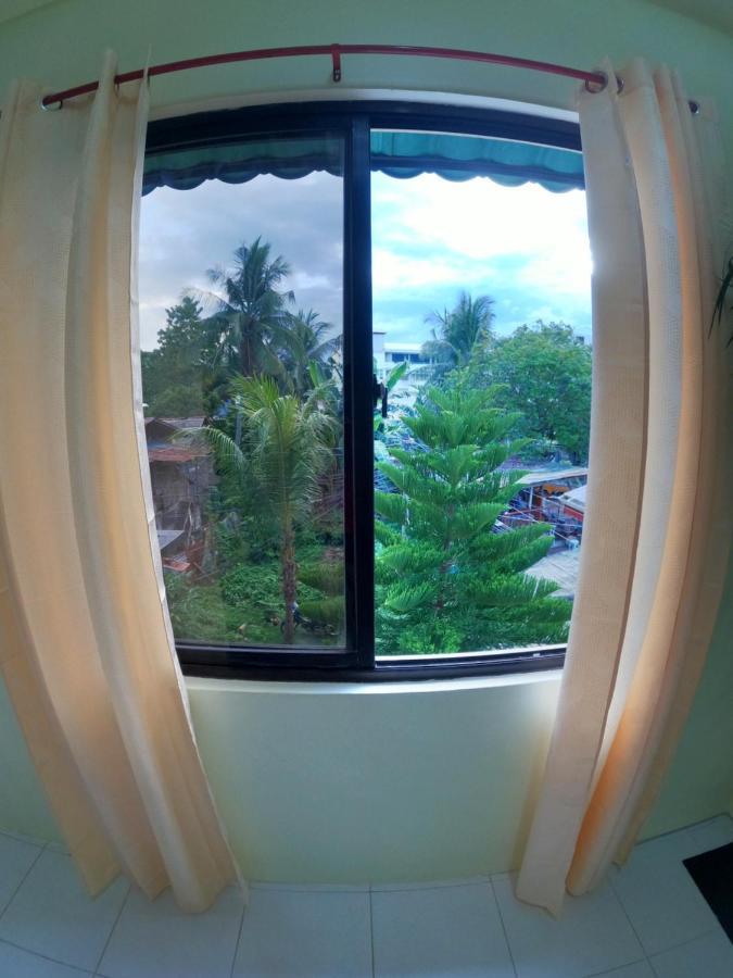 Antwet Backpacker'S Inn & Rooftop Bar Dumaguete City Exterior foto